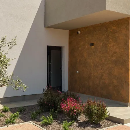 Primavera 別荘 ブイェ