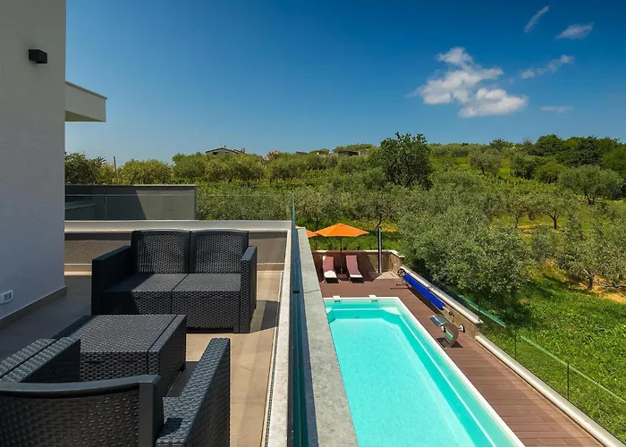 Primavera Сasa de vacaciones Buje